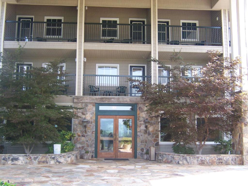 Lake Chatuge Lodge Hiawassee Exterior photo